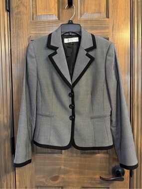 Tahari Gray Blazer with Black Trim